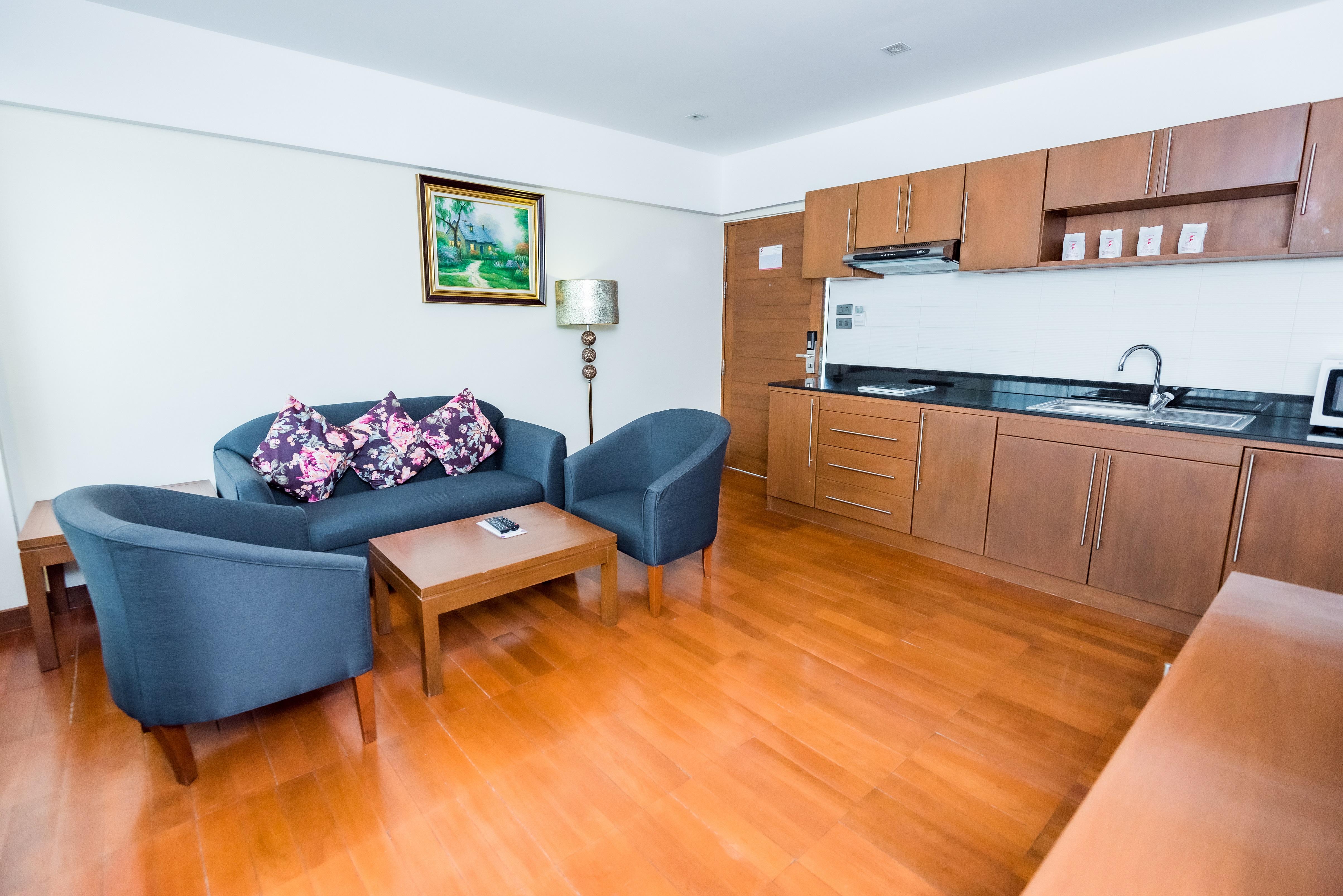Bally Suite Sukhumvit Bangkok Exteriér fotografie