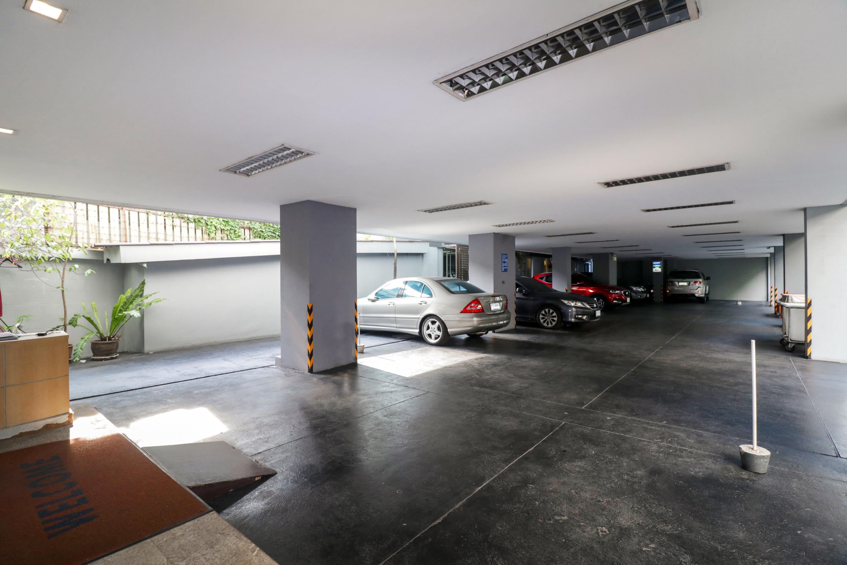 Bally Suite Sukhumvit Bangkok Exteriér fotografie